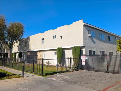 1227 W W Brk, Santa Ana, CA 92703