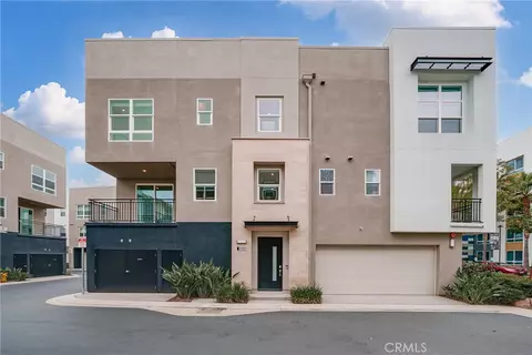 2210 Synergy, Irvine, CA 92614