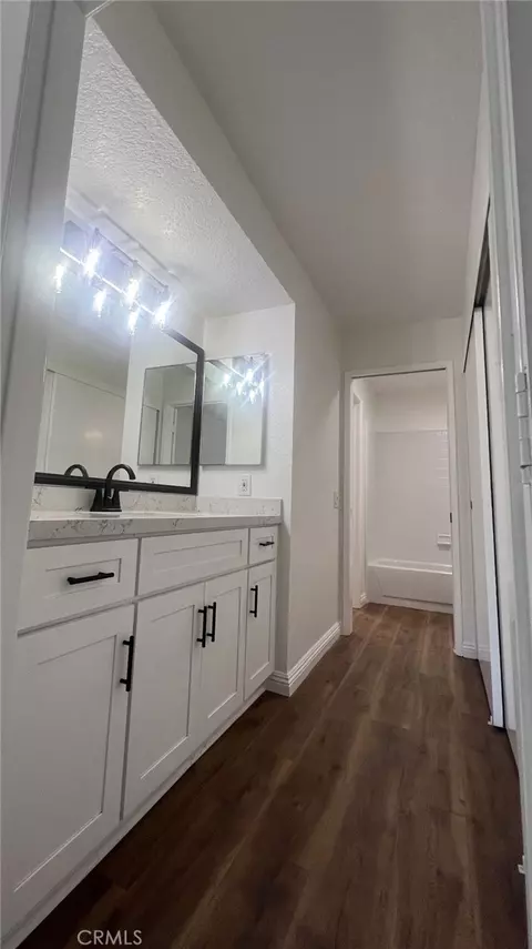 Bath - 25614 Mont Pointe #3D, Lake Forest, CA 92630 photo 3 of 3
