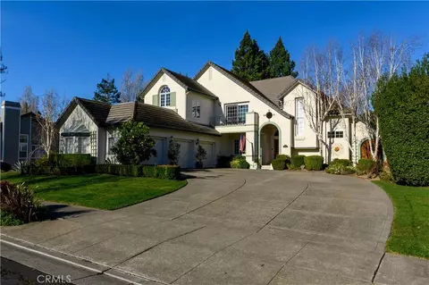 1811 Maiden Ln, Petaluma, CA 94954