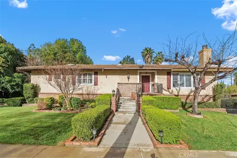 1370 Oak St, Redlands, CA 92373