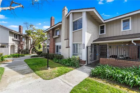 5321 Victoria Pl, Westminster, CA 92683