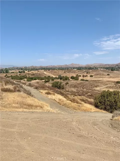 0 Mauricio St, Perris, CA 92570 photo 3