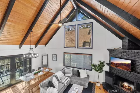 28886 Cedar, Lake Arrowhead, CA 92352