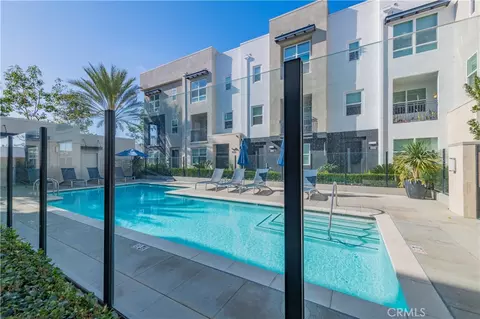 2236 Synergy, Irvine, CA 92614