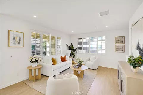 Living - 716 Spring Gdn, Irvine, CA 92618 photo 2 of 3