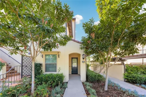 Exterior - 716 Spring Gdn, Irvine, CA 92618 photo 3 of 10