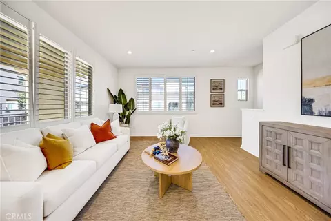 Living - 716 Spring Gdn, Irvine, CA 92618 photo 3 of 3
