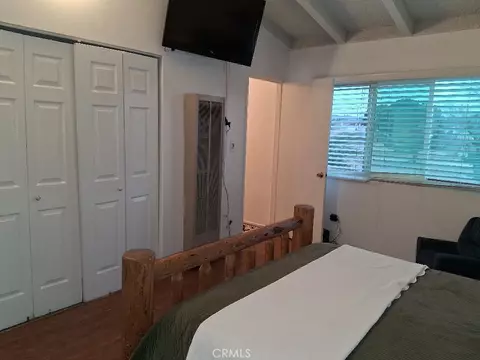 18778 Valencia, Hesperia, CA 92345 photo 32