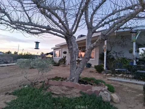 18778 Valencia, Hesperia, CA 92345 photo 37