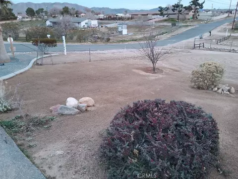 18778 Valencia, Hesperia, CA 92345 photo 48