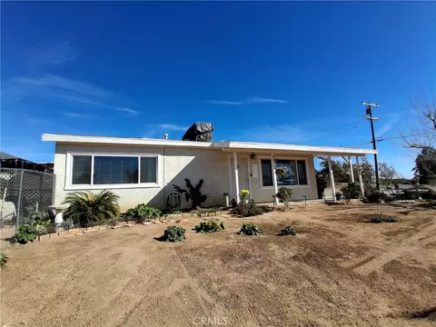 18778 Valencia, Hesperia, CA 92345