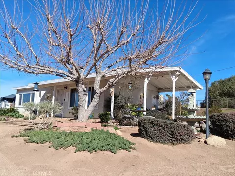 Exterior - 18778 Valencia, Hesperia, CA 92345 photo 6 of 29