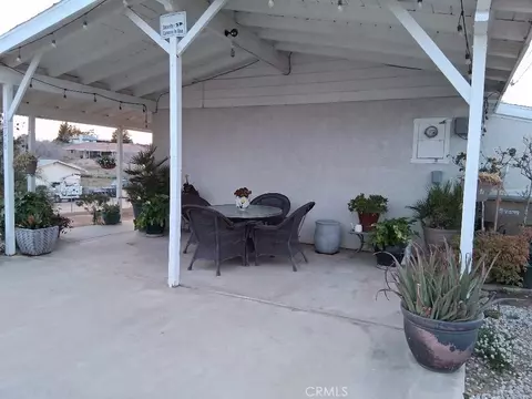 Exterior - 18778 Valencia, Hesperia, CA 92345 photo 7 of 29