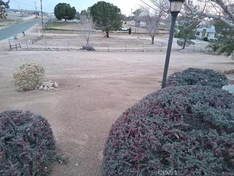 18778 Valencia, Hesperia, CA 92345 photo 41