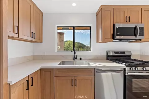 5036 Echo St #408, Los Angeles, CA 90042