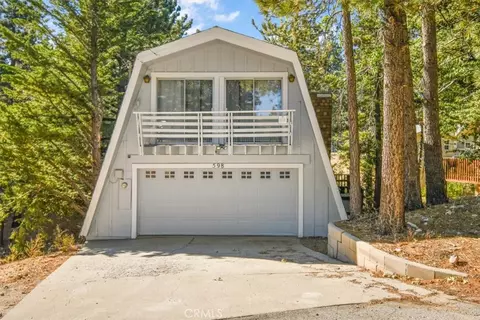 598 Dahlia Dr, Green Valley Lake, CA 92341