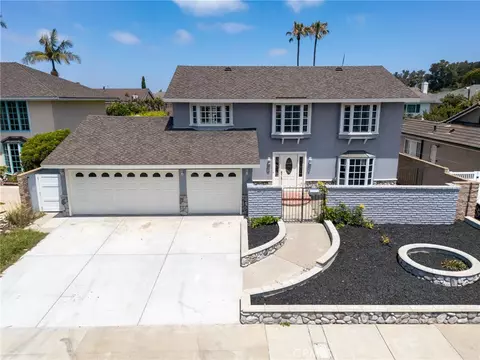 6911 Rio Vis, Huntington Beach, CA 92647