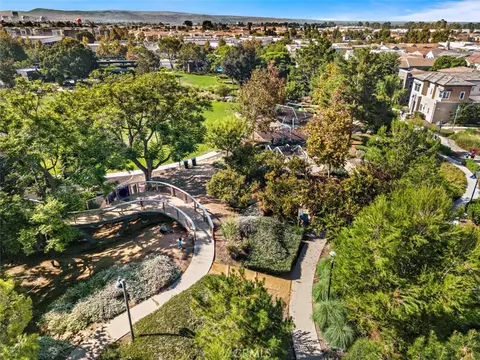 108 Grassblade, Irvine, CA 92618 photo 48