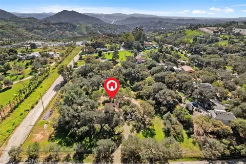 View/Area - 1239 Rainbow Valley Blvd, Fallbrook, CA 92028 photo 3 of 3