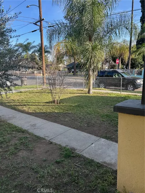 Exterior - 3393 Eucalyptus Ave, Riverside, CA 92507 photo 2 of 7