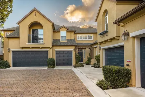 5 Lansdale Ct, Ladera Ranch, CA 92694