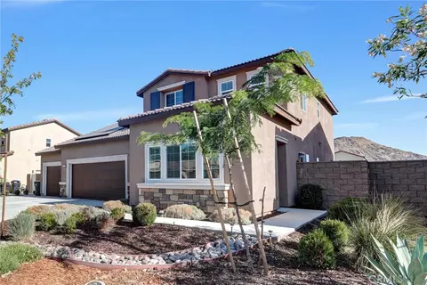 31214 Linden Flower Rd, Winchester, CA 92596