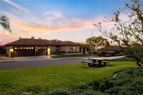 1011 Inspiration Ln, Escondido, CA 92025