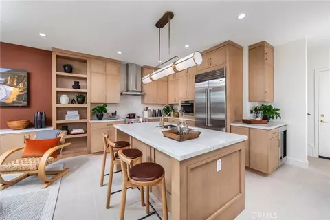 265 Raffini, Irvine, CA 92618 photo 3