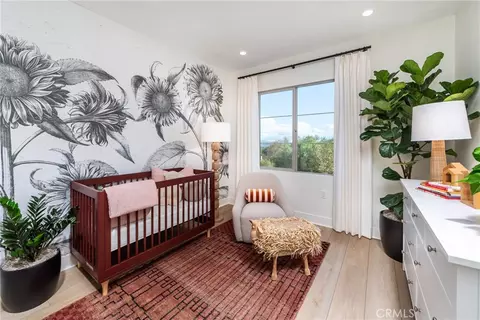 265 Raffini, Irvine, CA 92618 photo 5