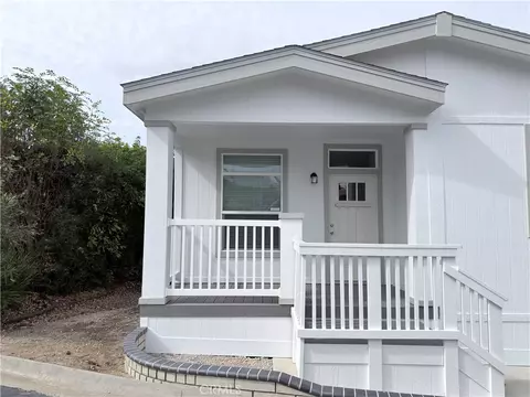2130 Sunset Dr #69, Vista, CA 92084