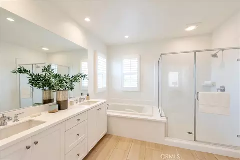 Bath - 111 Omar, Irvine, CA 92620 photo 2 of 3