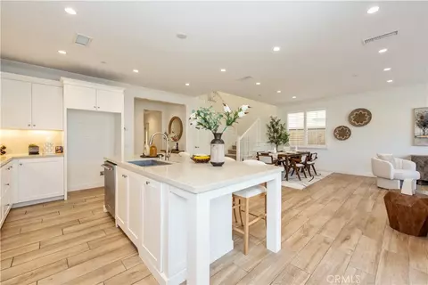 Entry Way - 111 Omar, Irvine, CA 92620 photo 3 of 6