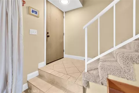 Entry Way - 855 N Lemon St #6, Orange, CA 92867 photo 1 of 3