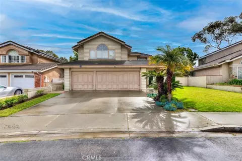30 Center Ct, Laguna Niguel, CA 92677
