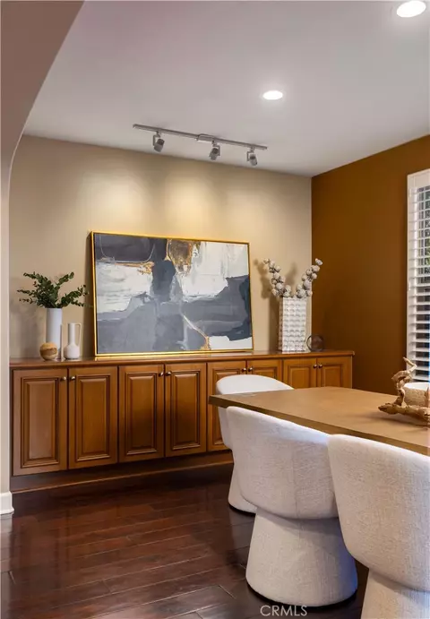 Dining - 33 Jasper, Irvine, CA 92618 photo 2 of 2