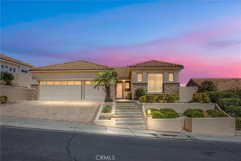 2141 Birdie Dr, Banning, CA 92220