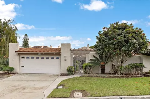 5092 Tero, Laguna Woods, CA 92637