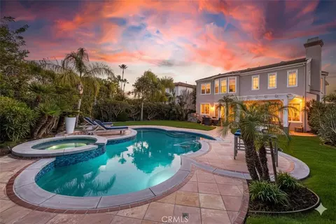 19229 Beckonridge Ln, Huntington Beach, CA 92648