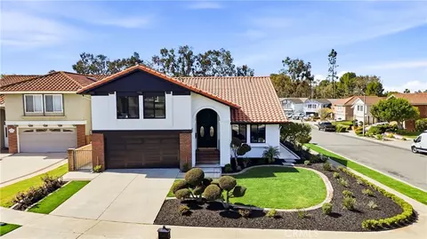 24596 Donna Ln, Lake Forest, CA 92630