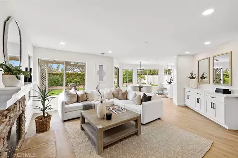 17 Rhode Is, Irvine, CA 92606