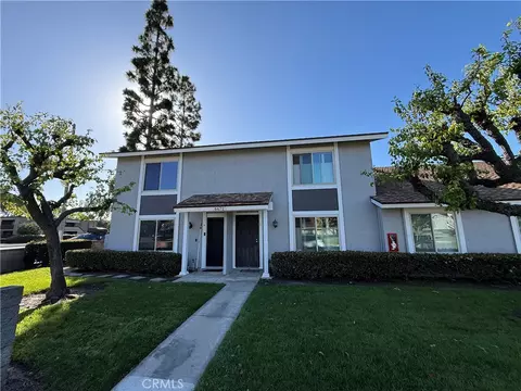 6672 Sun Dr #C, Huntington Beach, CA 92647