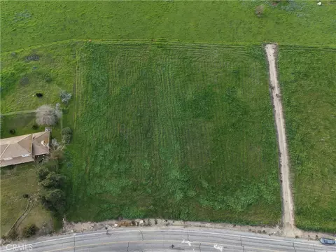 125 High Sierra, Exeter, CA 93221 photo 2