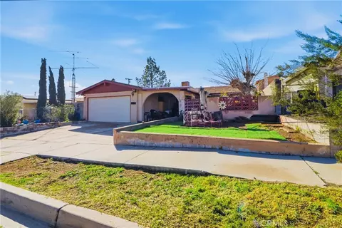 1728 De Anza St, Barstow, CA 92311