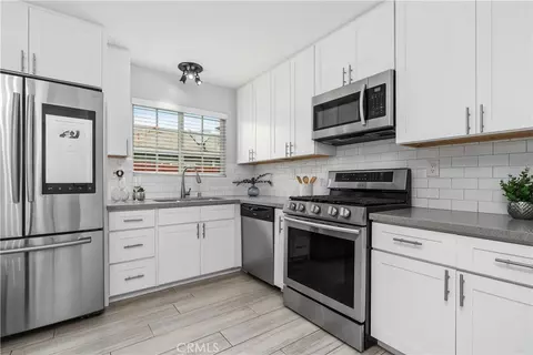 Kitchen - 1131 E St James, Orange, CA 92865 photo 2 of 3