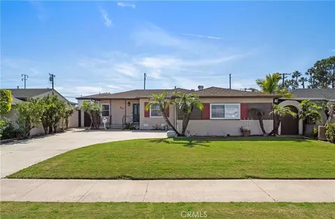 7802 Darwin Ave, Midway City, CA 92655