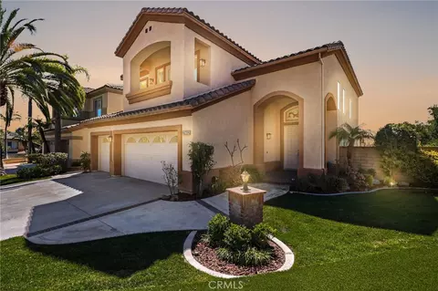 27402 Carino Cir, Mission Viejo, CA 92692