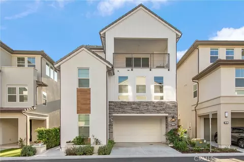 131 Reyes Aly, Lake Forest, CA 92630