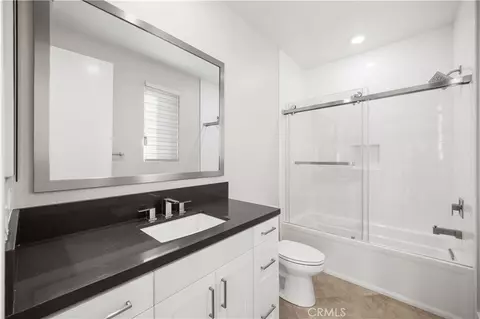 Bath - 72 Ray, Irvine, CA 92618 photo 4 of 4