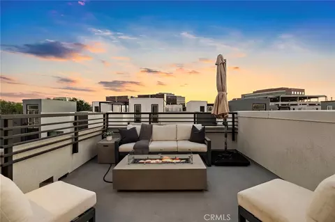 162 Placemark, Irvine, CA 92614